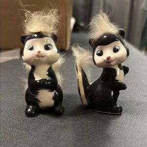 Adorable Black and White Skunk Salt and Pepper Shakers